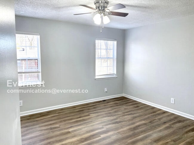 Building Photo - 4280 Valley Grove Dr