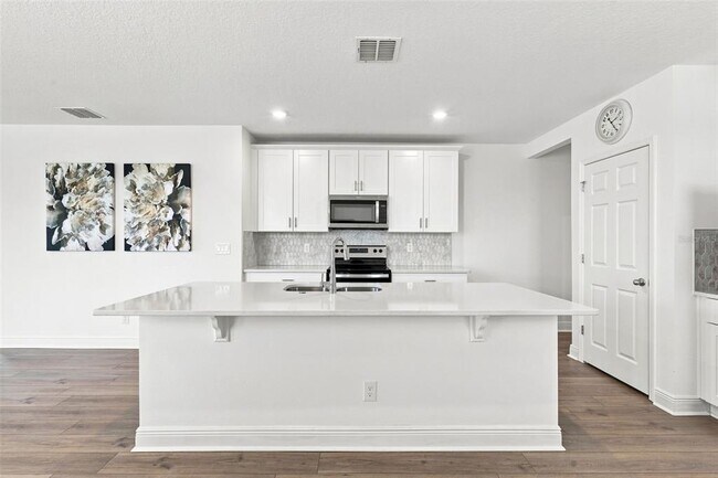 Building Photo - 101 Pitching Wedge Dr