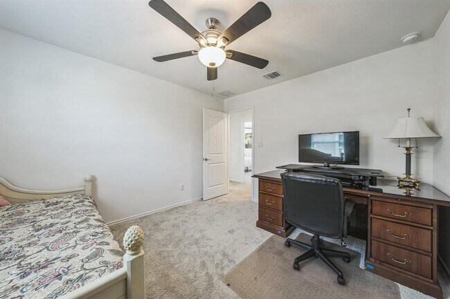Building Photo - 1127 Aronia Ln