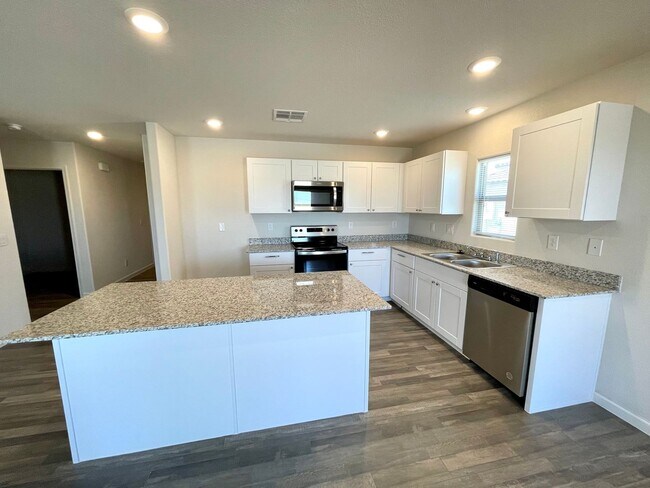 Building Photo - New Beautiful 2023 Construction- 4 Bedroom Home!