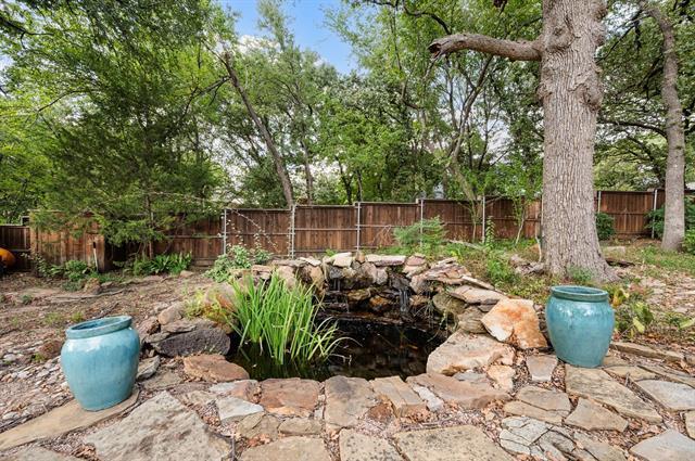 Building Photo - 1304 Kings Brook Ct