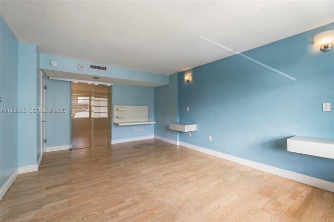 Building Photo - 199 Ocean Ln Dr