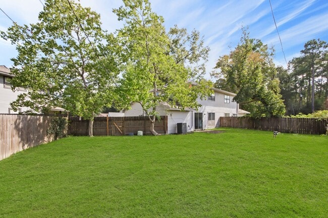 Building Photo - 1600 Hazelwood St