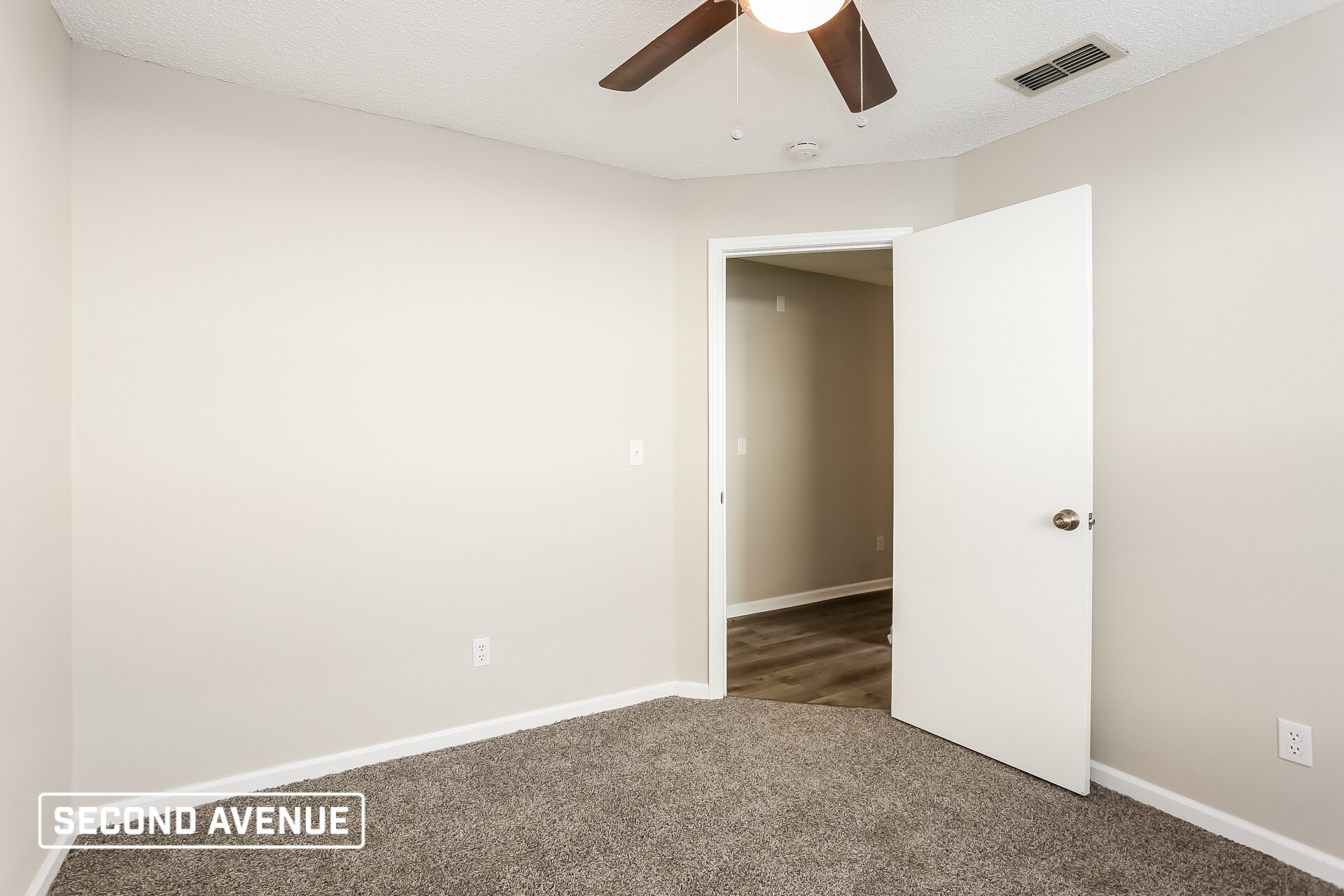 Building Photo - 6114 Delmar Pl
