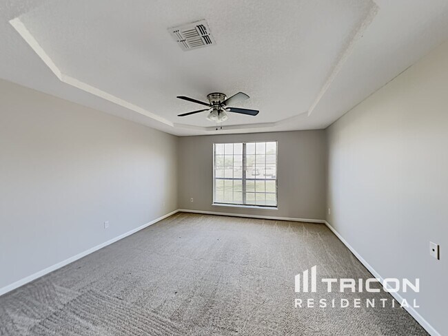 Building Photo - 7827 Pepper Cir E
