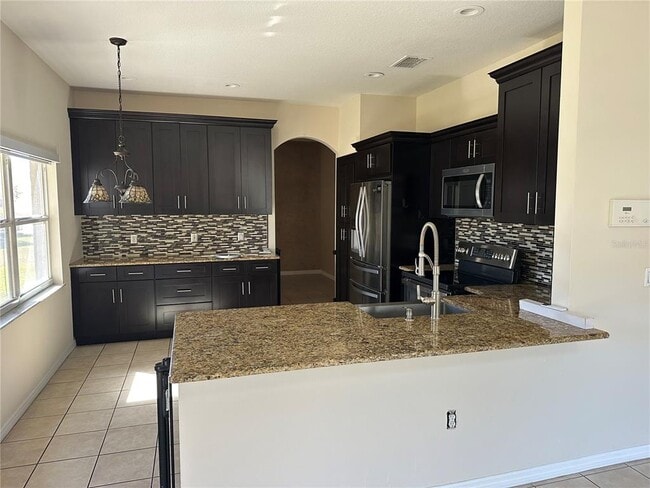 Building Photo - 4150 Vanern Way