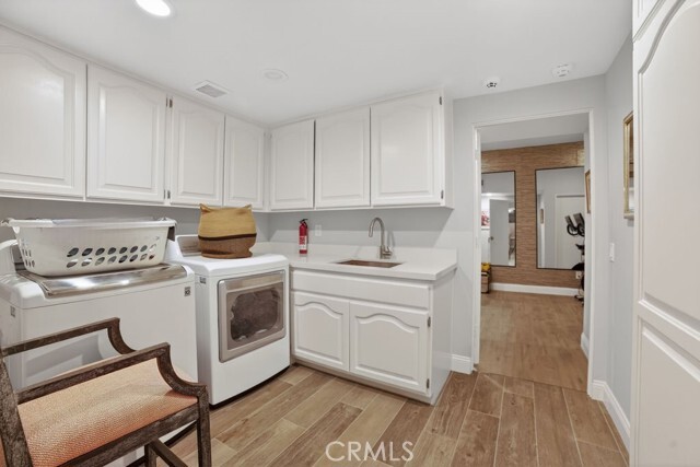 Building Photo - 5 Northampton Ct