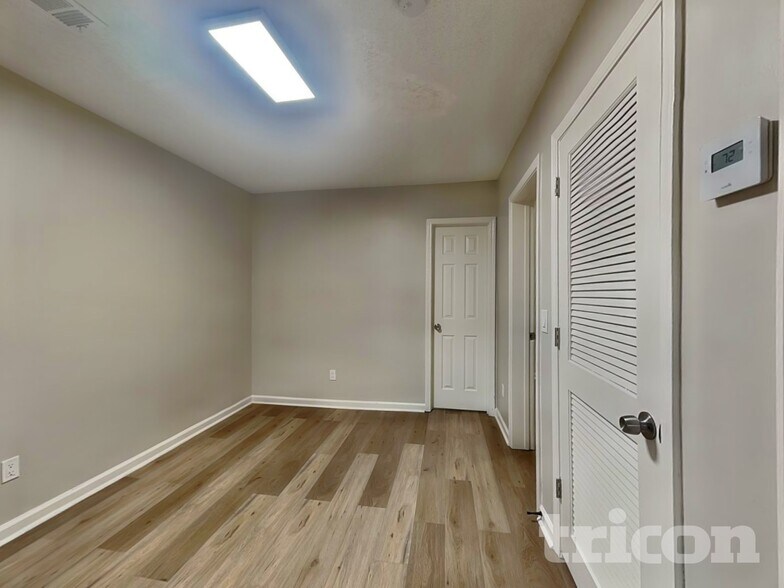 Building Photo - 5769 Village Loop