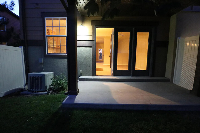 Building Photo - 14919 Ox Cart Ln