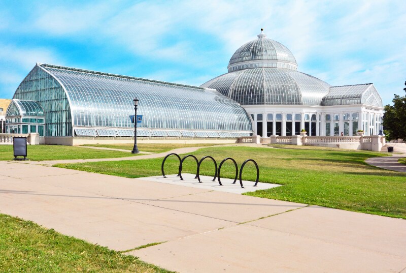 Building Photo - 1366 Pascal St