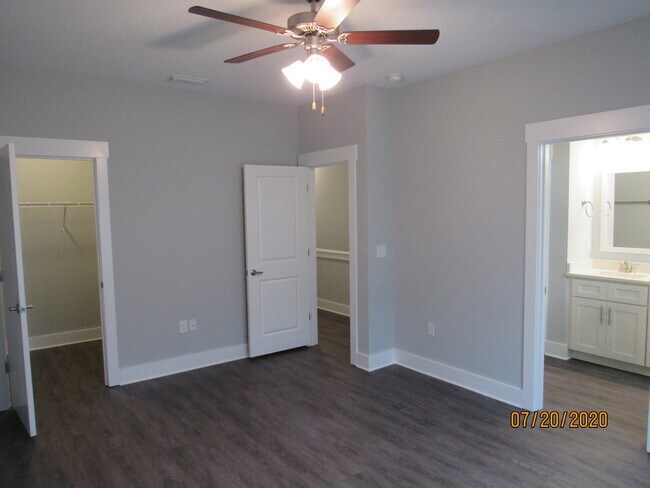 Building Photo - 267 N Sand Palm Rd