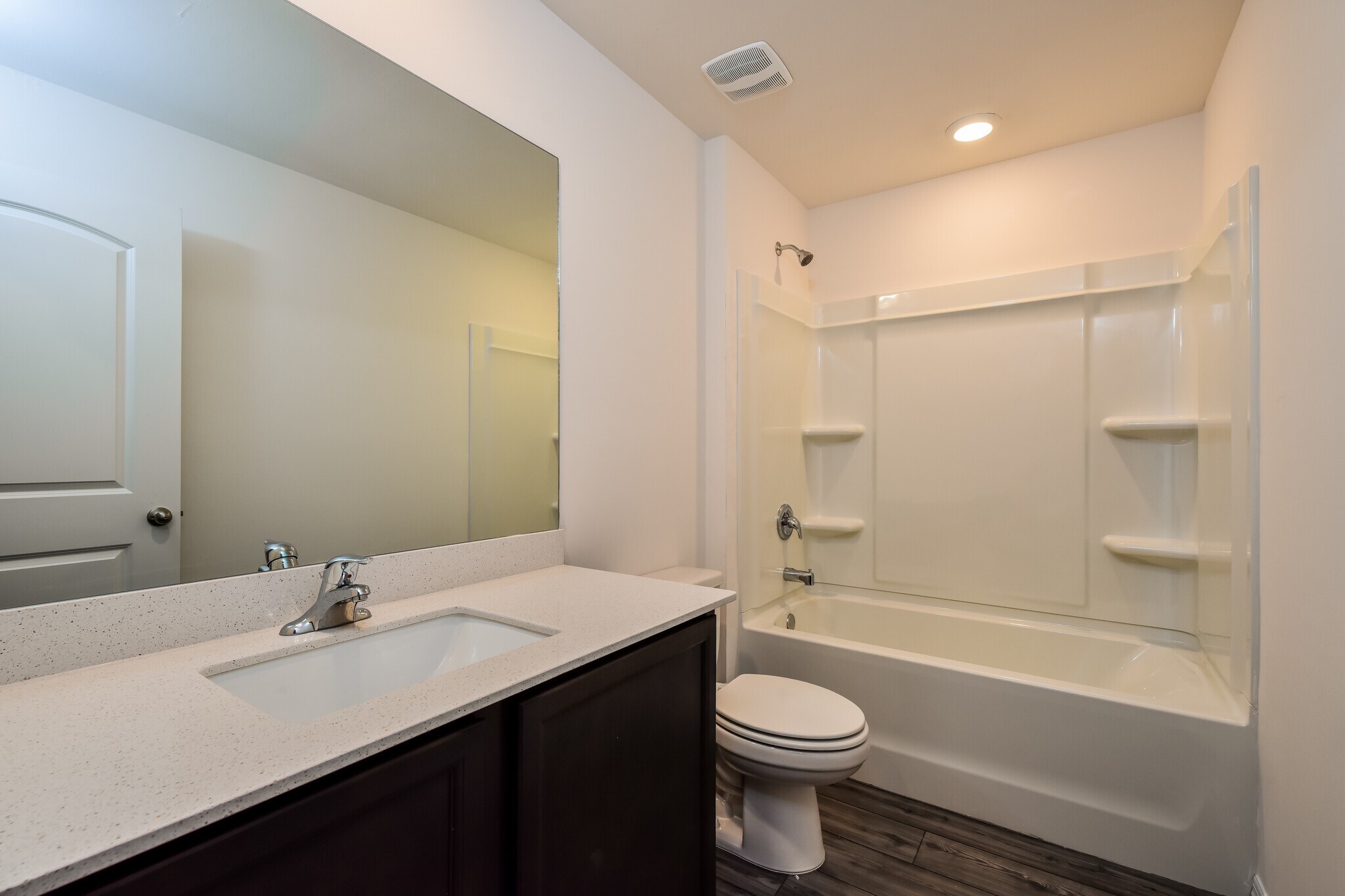 Building Photo - 873 Youngreen Dr