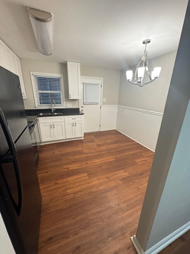 Building Photo - Caldwell Duplex