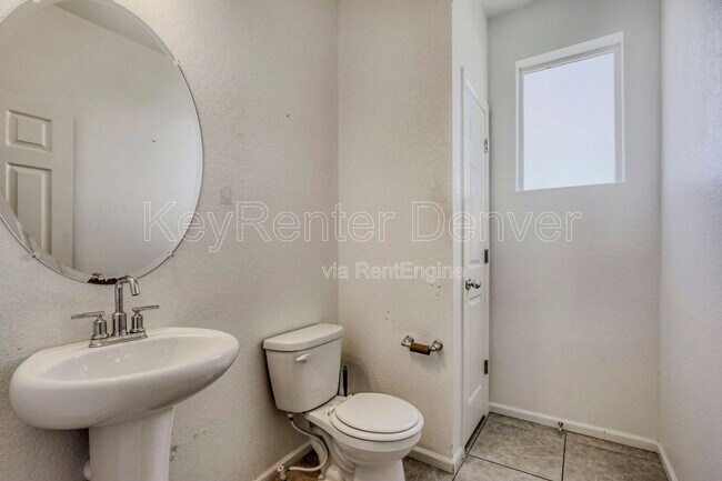 Building Photo - 16793 E Virginia Ave