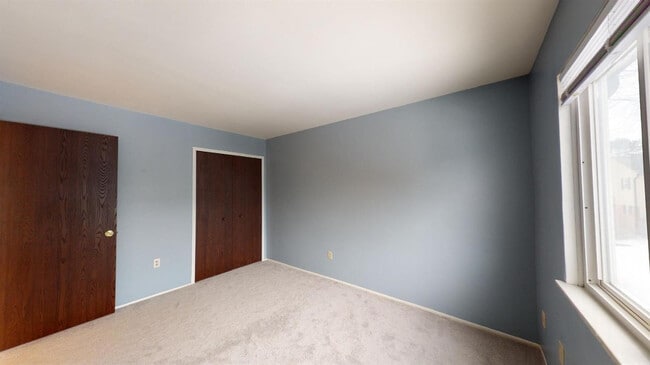 Building Photo - 3008 Bolgos Cir