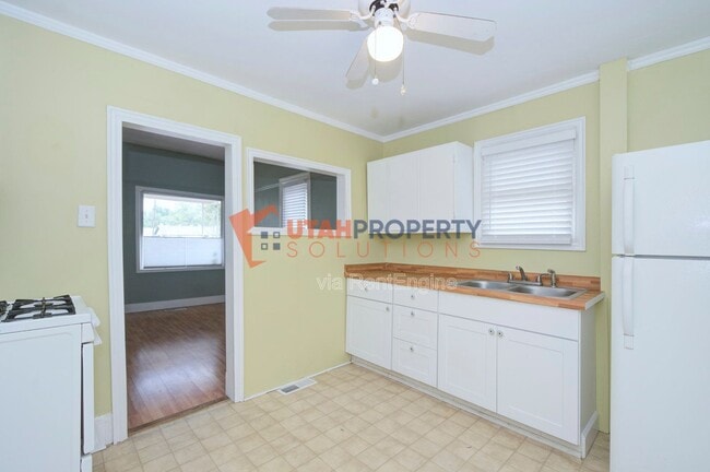 Building Photo - 344 E 1700 S