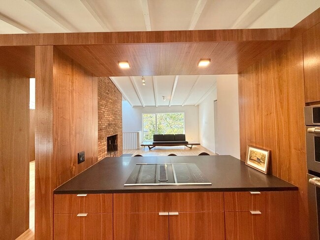 Building Photo - **OFFERING REFUNDABLE APPLICATION FEES & $300 MOVE IN PROMOTION** Luxurious 4BD, 3BA Raleigh Home...