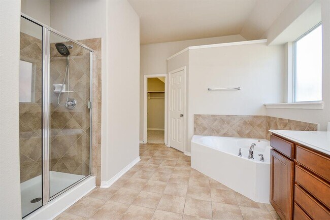 Building Photo - 3816 Orchard Springs Ct