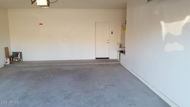 Building Photo - 15493 W Montecito Ave