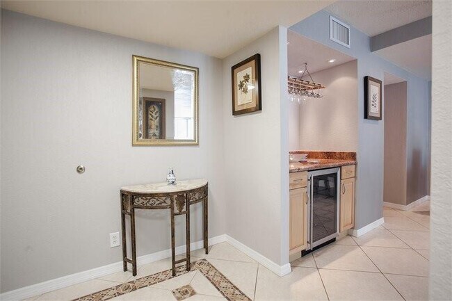 Building Photo - 1360 S Ocean Blvd