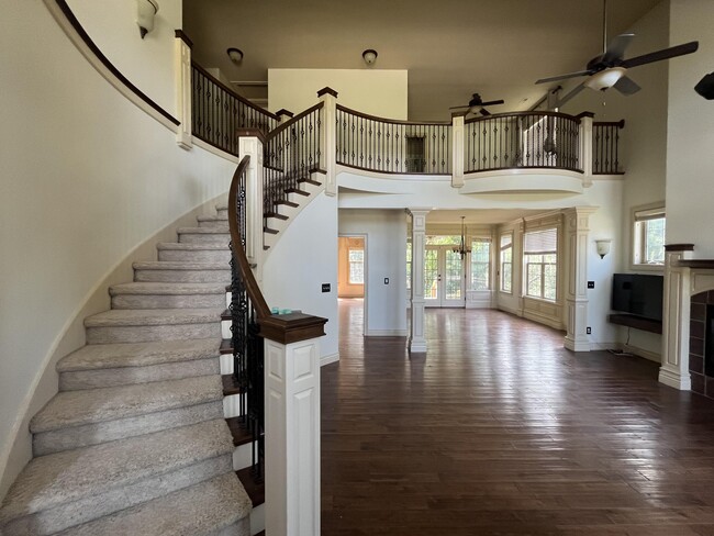 Building Photo - 2606 Stratford Chase Cir