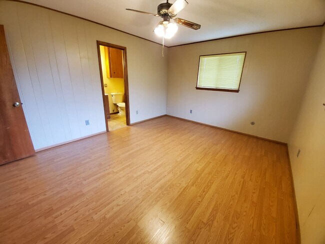 Building Photo - 146 Trail Wood