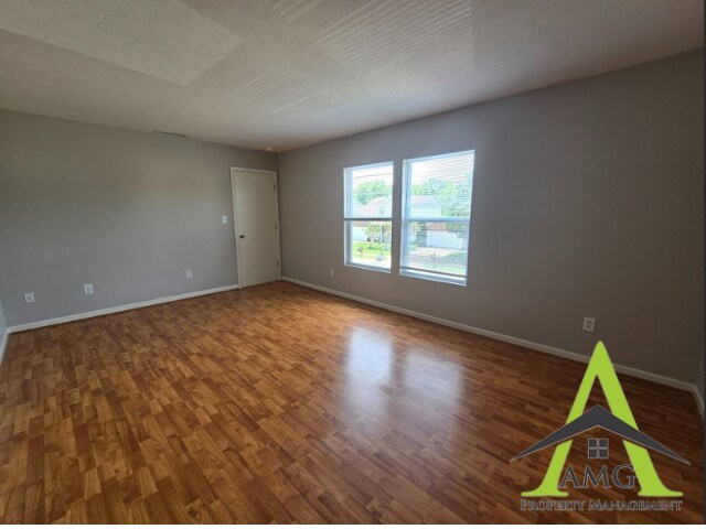 Building Photo - 4403 Bellchime Dr