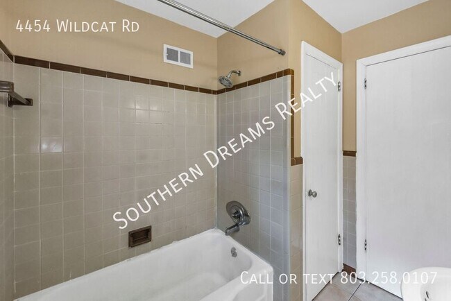 Building Photo - 4454 Wildcat Rd