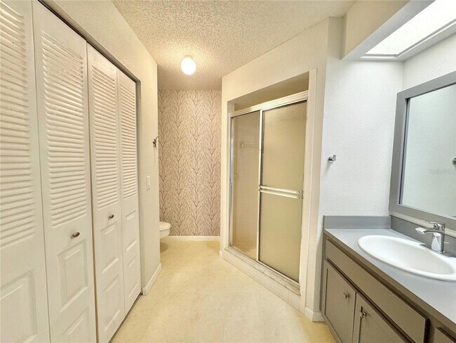 Building Photo - 4004 Cypress Landing S