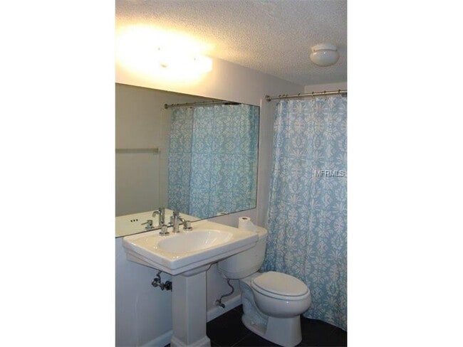 Building Photo - 3700 S Osprey Ave