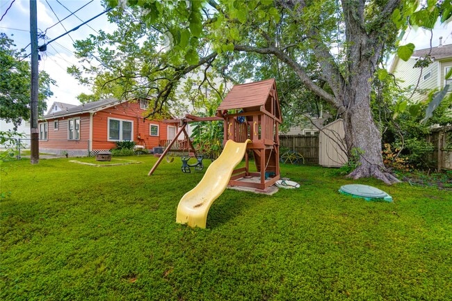Building Photo - 511 Fugate St