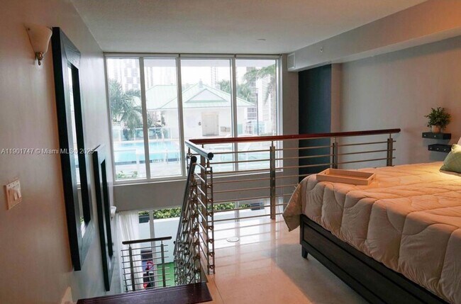 Building Photo - 41 SE 5th St