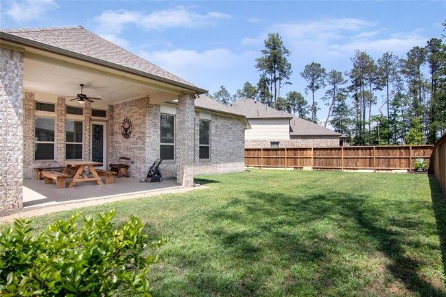 Building Photo - 28205 Bennett Pass Dr