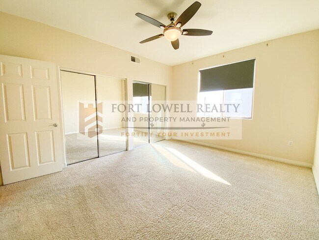 Building Photo - Two bedrooms, 2 Bathrooms 1,288 Sq. Ft. Plus 2 Car Garage in Phoenix AZ 85004