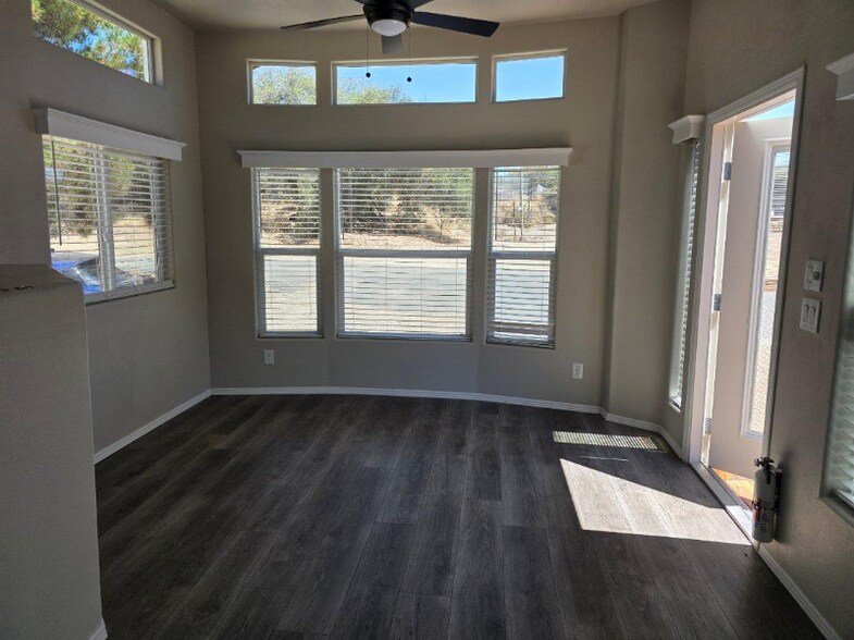 Building Photo - 4137 Alpine Blvd