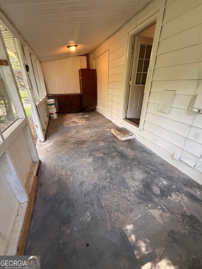 Building Photo - 6646 Wolf River Ct