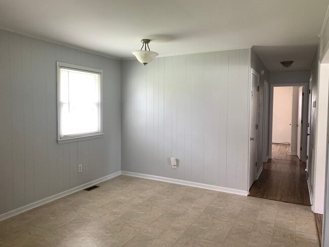 Building Photo - 3009 Sleepy Ridge Dr