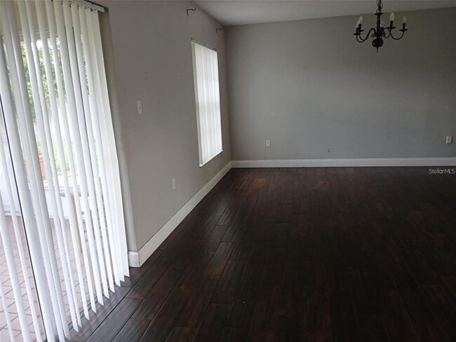 Building Photo - 21 Sandalwood Dr