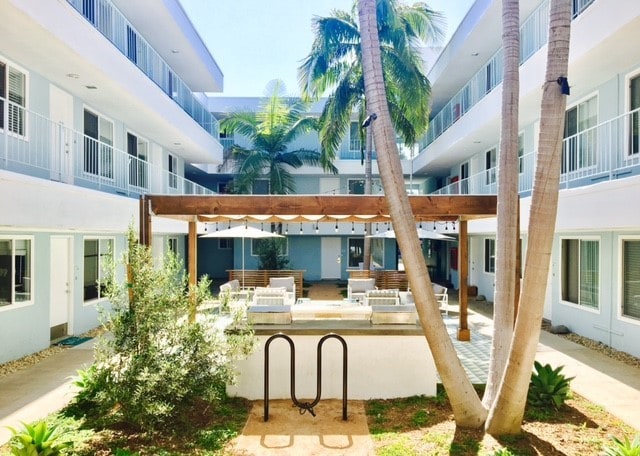 Building Photo - 360 Lime Ave