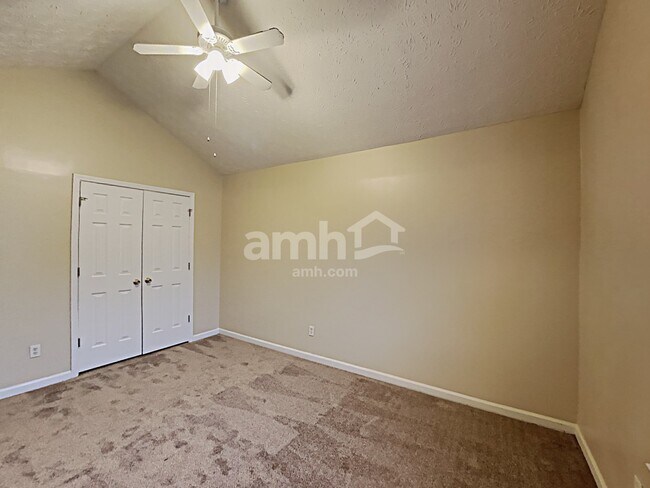 Building Photo - 309 Foxbriar Ct