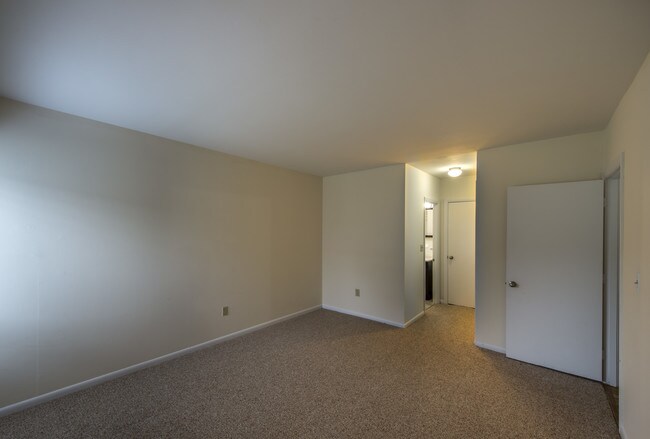 Building Photo - 105 Westgate Dr
