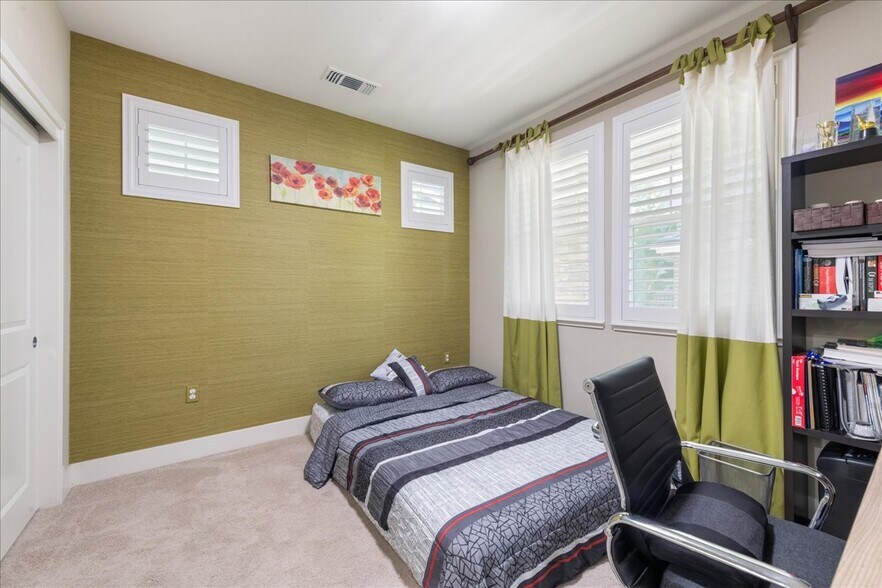 Guest bed room - 2821 Stringham Way
