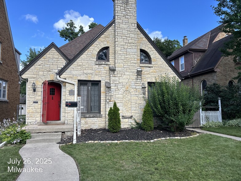 Primary Photo - 3370 S Princeton Ave