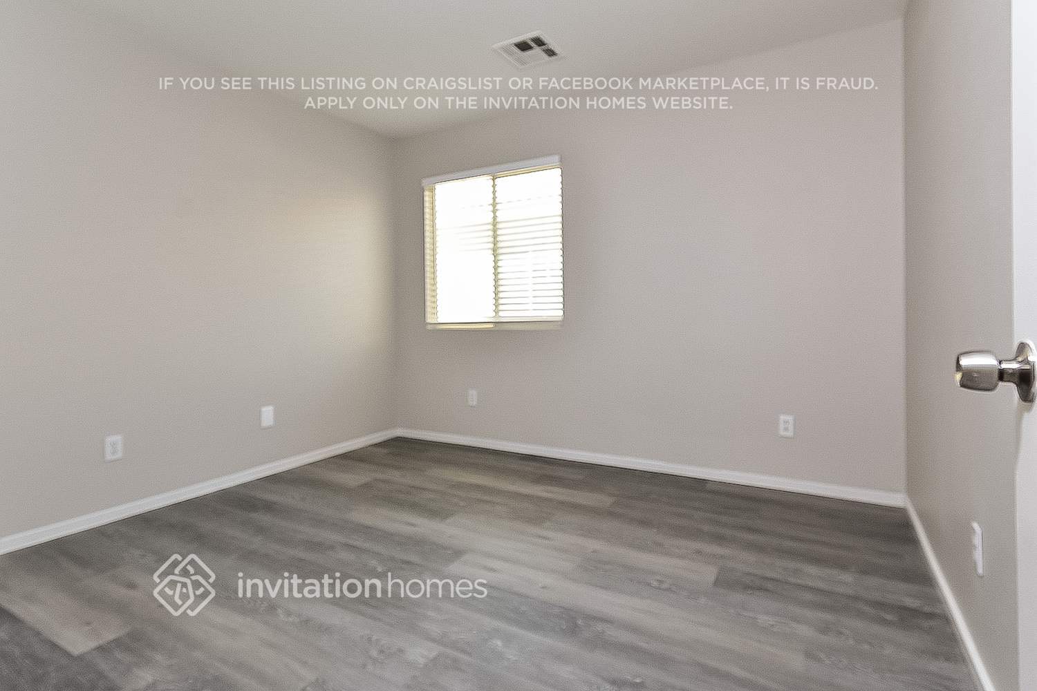 Building Photo - 3401 Vista Springs Way