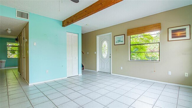 Building Photo - 60 Beachcomber Ln