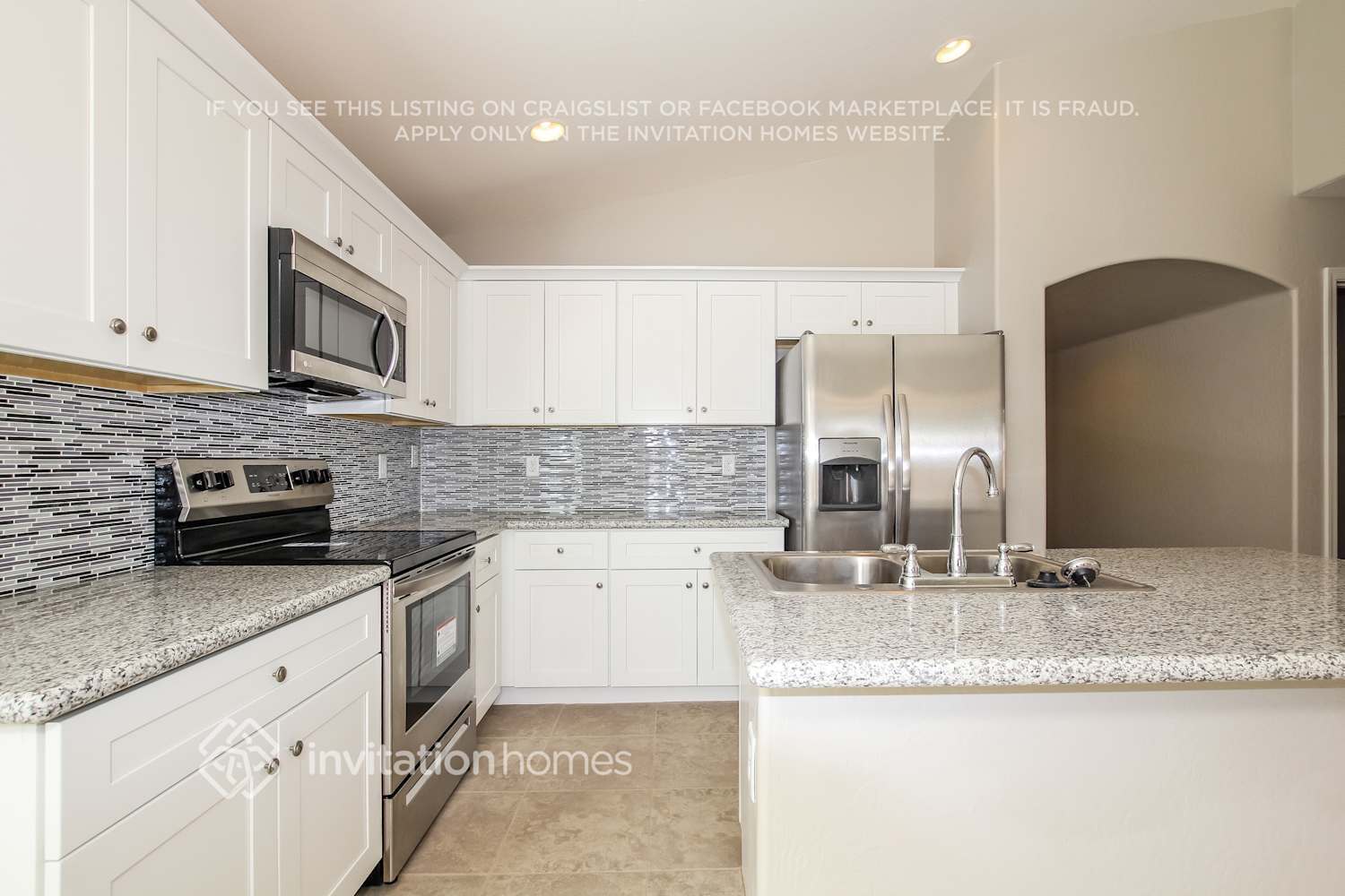 Building Photo - 35407 N Shorthorn Trail
