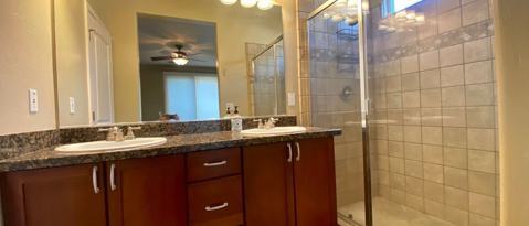 Building Photo - 887 Lemieux Ln
