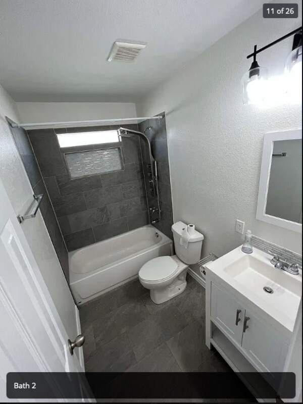Building Photo - 2604 Saulsbury Dr