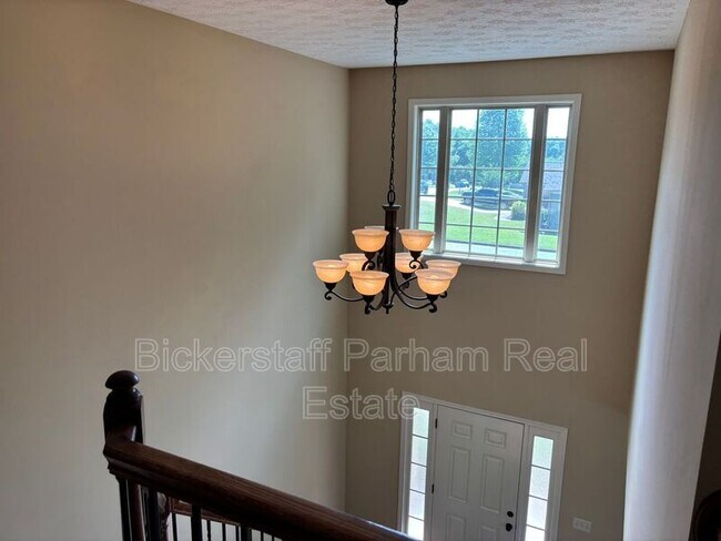 Building Photo - 5982 Ivy Ridge Dr