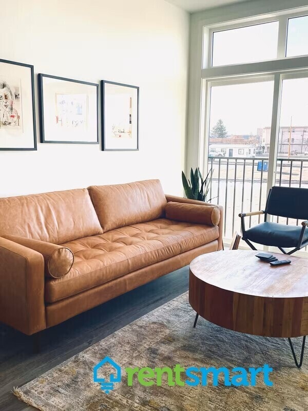 Building Photo - 119 B N 2nd St W